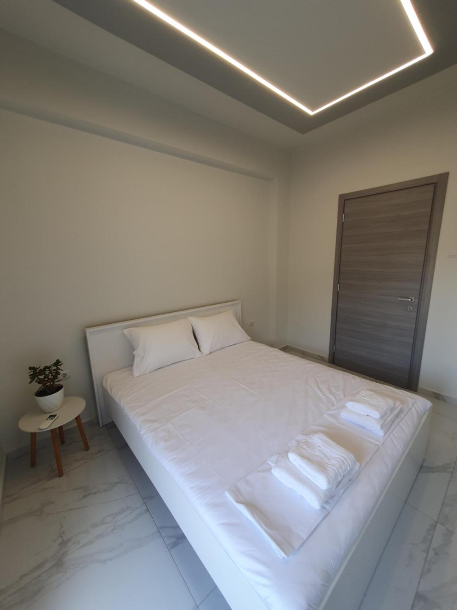 דירות PalaiónTsiflíkion Riviera Penthouse מראה חיצוני תמונה